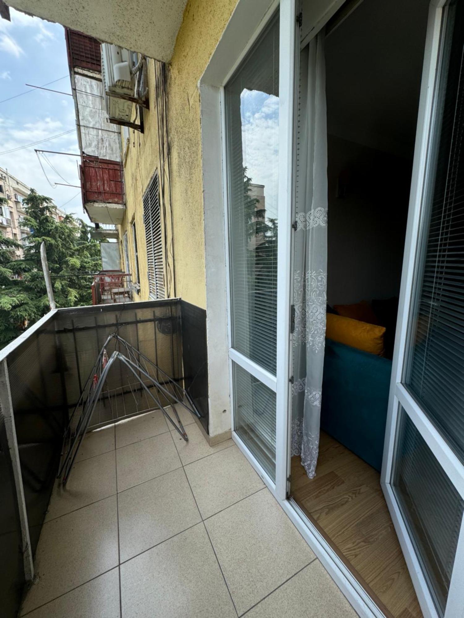 טביליסי Cozy Apartment With Balcony מראה חיצוני תמונה