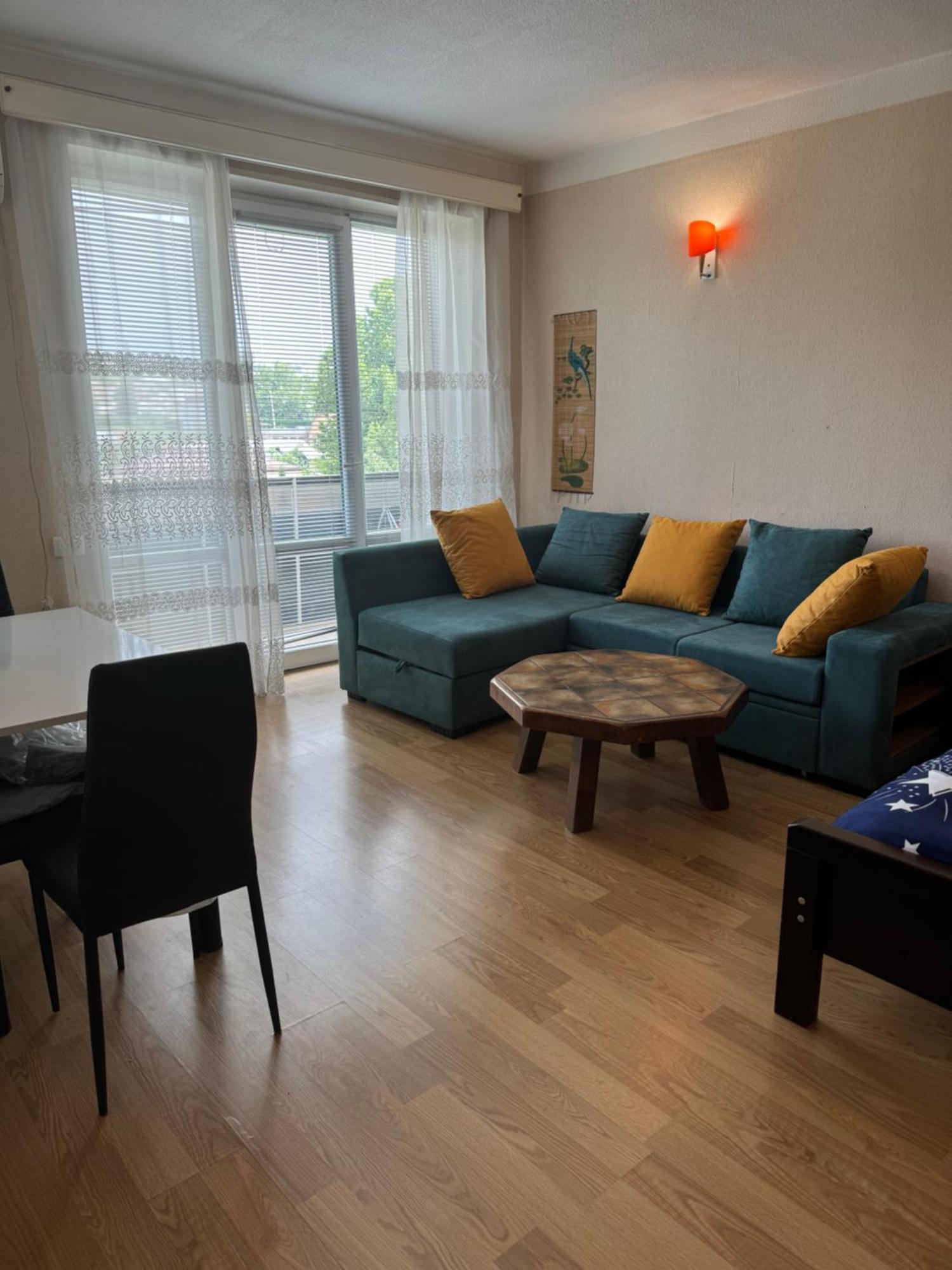 טביליסי Cozy Apartment With Balcony מראה חיצוני תמונה